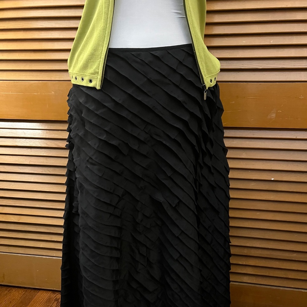 J.Jill Asymmetrical Ribbon Skirt - 14P - Black